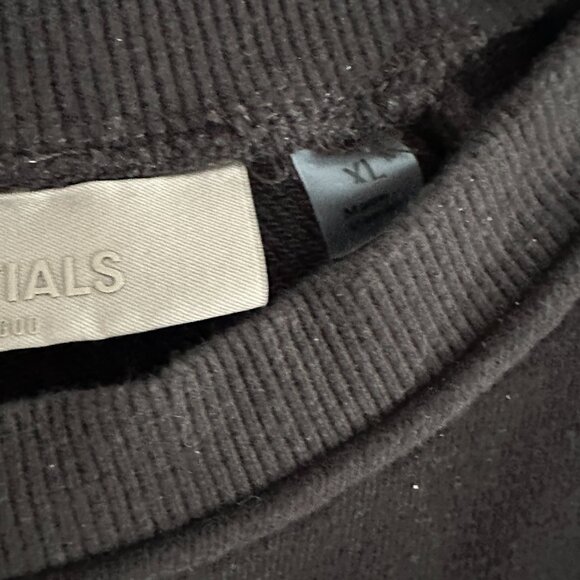 1977 Sweatshirt - Essentials - Picture 5 of 8